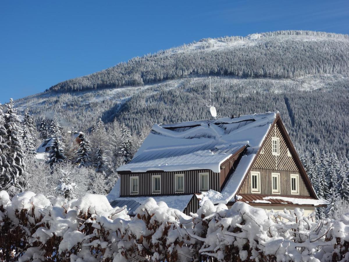 Minerva Hotel Spindleruv Mlyn Exterior photo