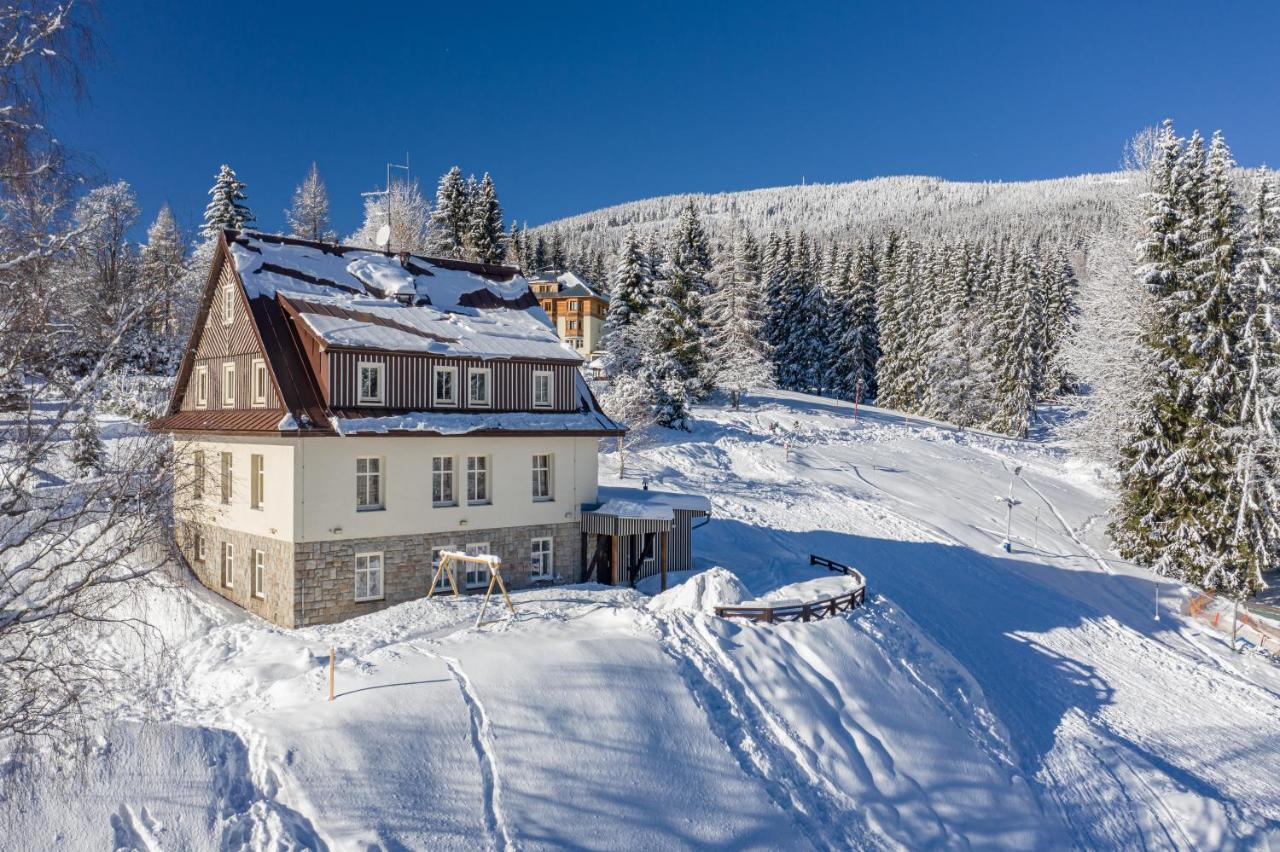 Minerva Hotel Spindleruv Mlyn Exterior photo